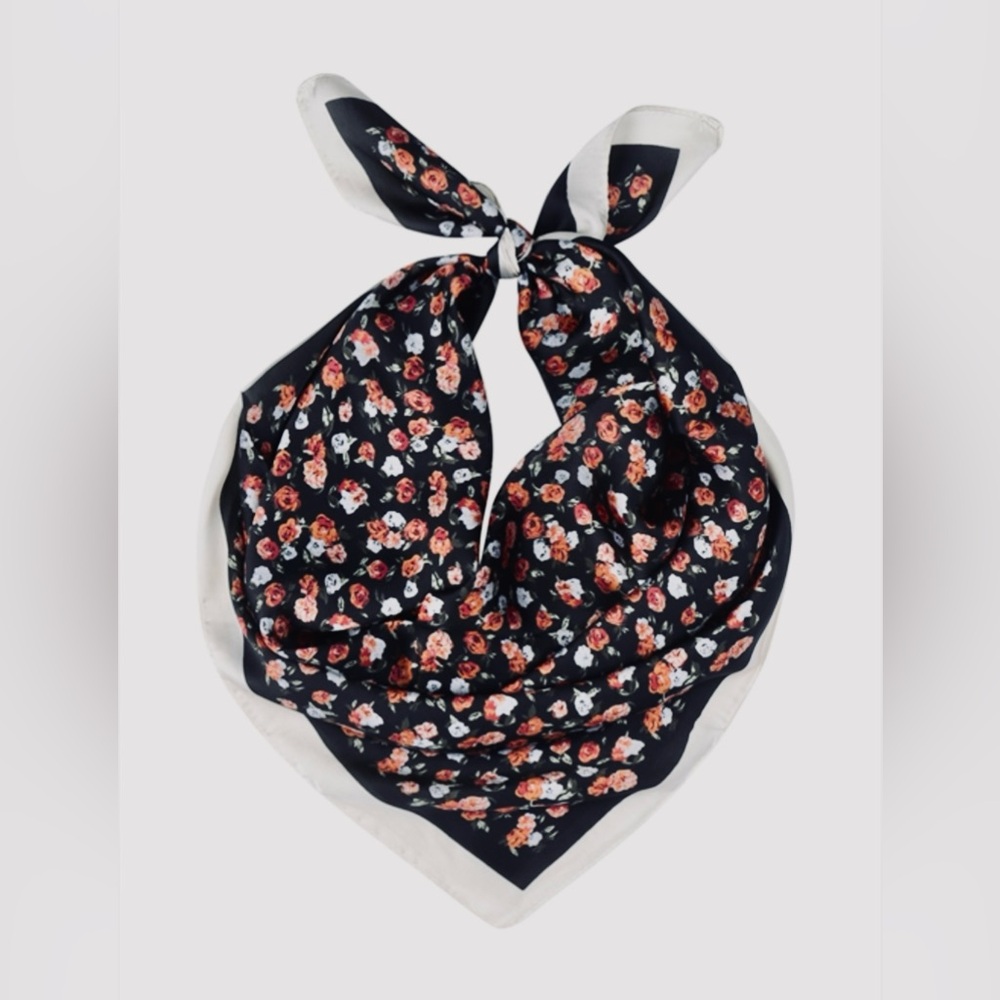 MINI FLORAL SQUARE SCARF